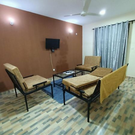 1 Bedroom Fully Furnished Luxurious Apartment Voi Town Exteriér fotografie